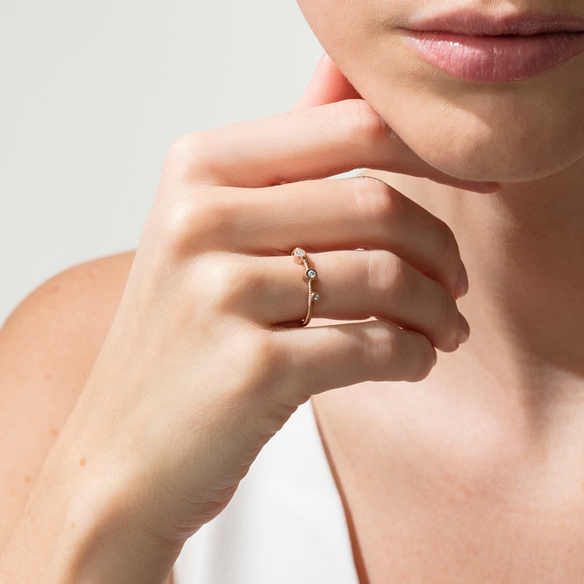 Niessing Artist Ring Classic Red – 3 Brillanten – Ringweite 53 — photo 1 of 3