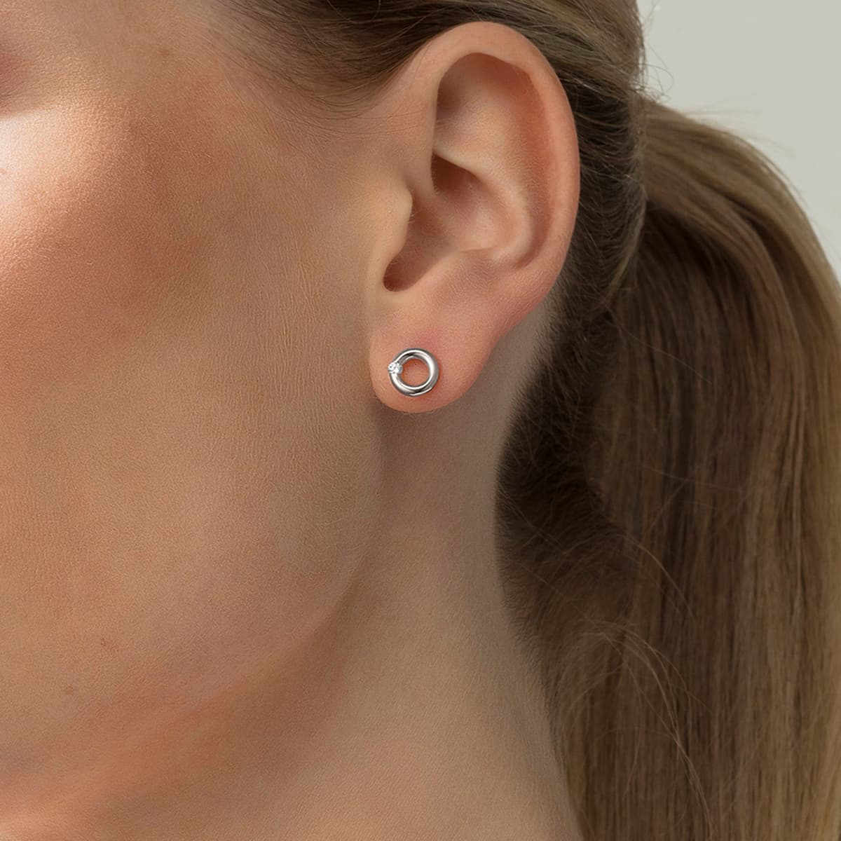 Niessing Spannring Ohrstecker Fine Gray – 0,10 ct. — photo 1 of 3